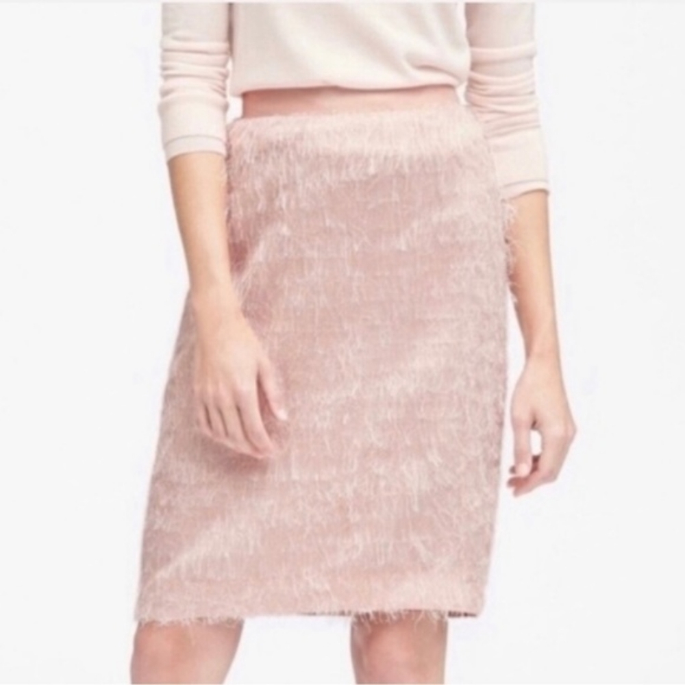 Banana Republic Pink Eyelash Fringe Pencil Skirt with Back Zip